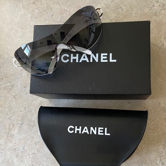 Chanel Sunglasses - Picture 6 of 6